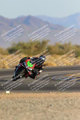 media/Dec-09-2023-SoCal Trackdays (Sat) [[76a8ac2686]]/Turn 15 Set 1 (230pm)/